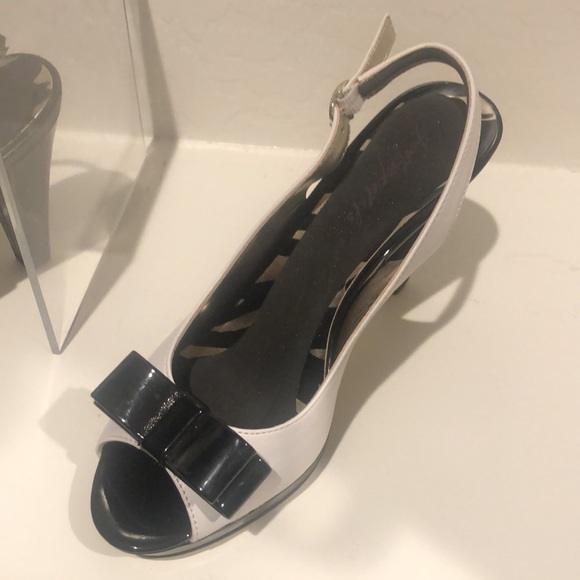 Leather upper Black/white sling back open toe platform high heel, black bow - Picture 2 of 6